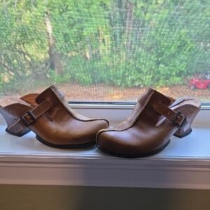 John Fluevog Tan Leather Mules/Clogs